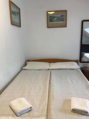 Bed and Breakfast Engi Panzio Ocna de Sus Екстер'єр фото